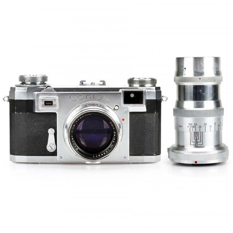 Câmera analógica compacta 35mm Contax IIa com lente 50mm f1.5 + 135mm f4 - USADA