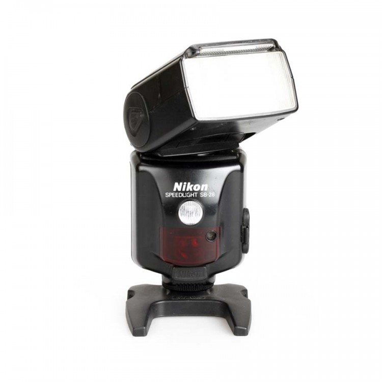 Flash Nikon Speedlight SB-28 - USADO