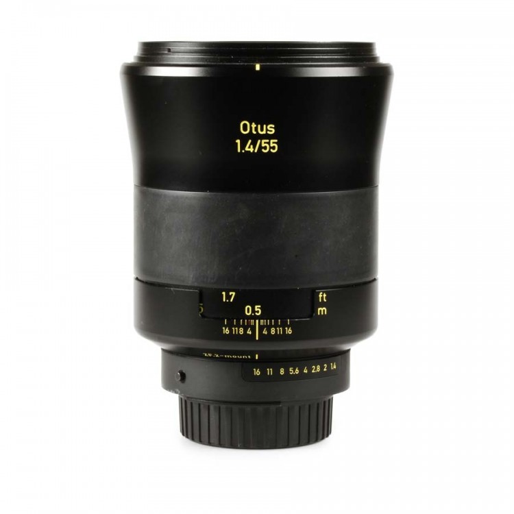 Objetiva ZEISS Otus Distagon T* 55mm f1.4 (Nikon F) - USADA