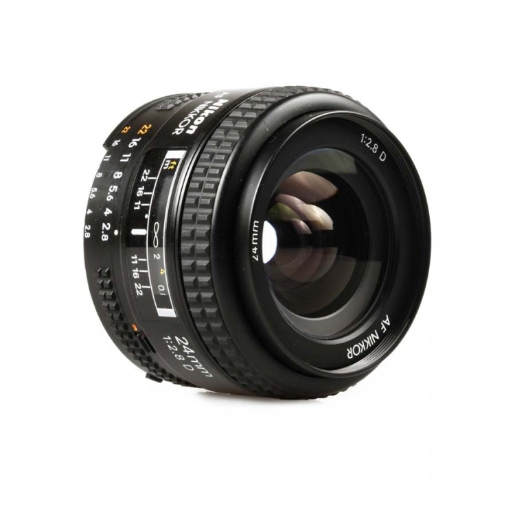 Objetiva Nikon AF NIKKOR 24mm f2.8 - USADA