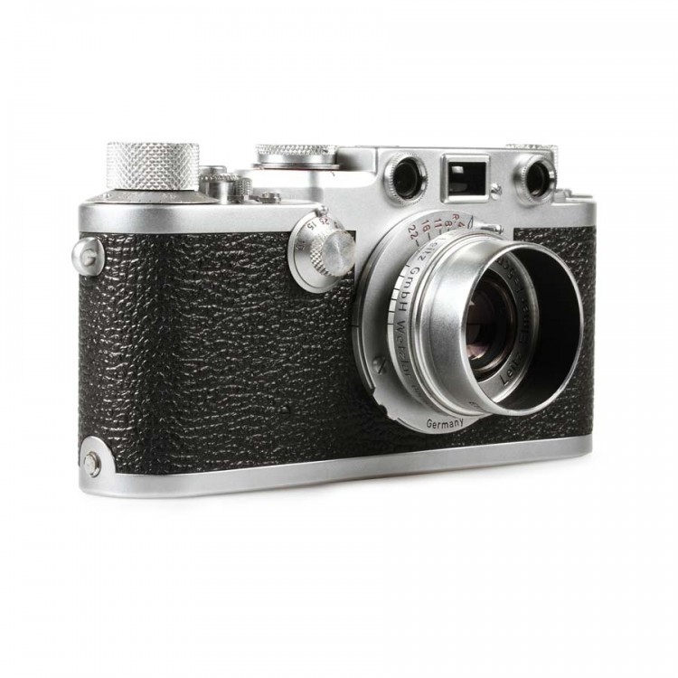 Câmera analógica 35mm Leica III F (Red Dial) com lente Elmar 50mm f3.5 - USADA