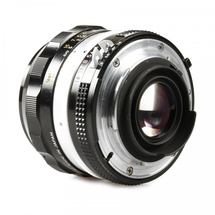 Objetiva Nikon AI NIKKOR-N.C 24mm f2.8 Auto - USADO