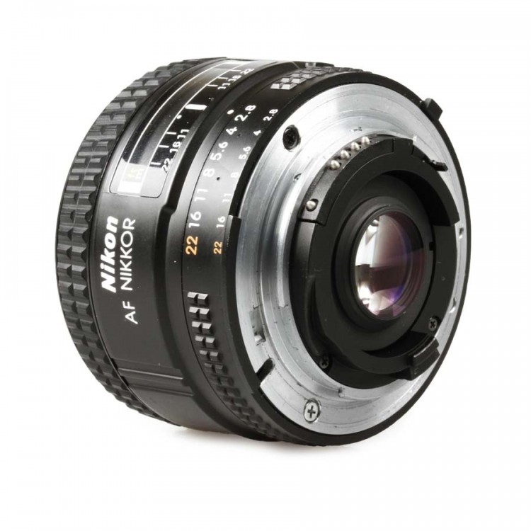 Objetiva Nikon AF NIKKOR 28mm f2.8D - USADA