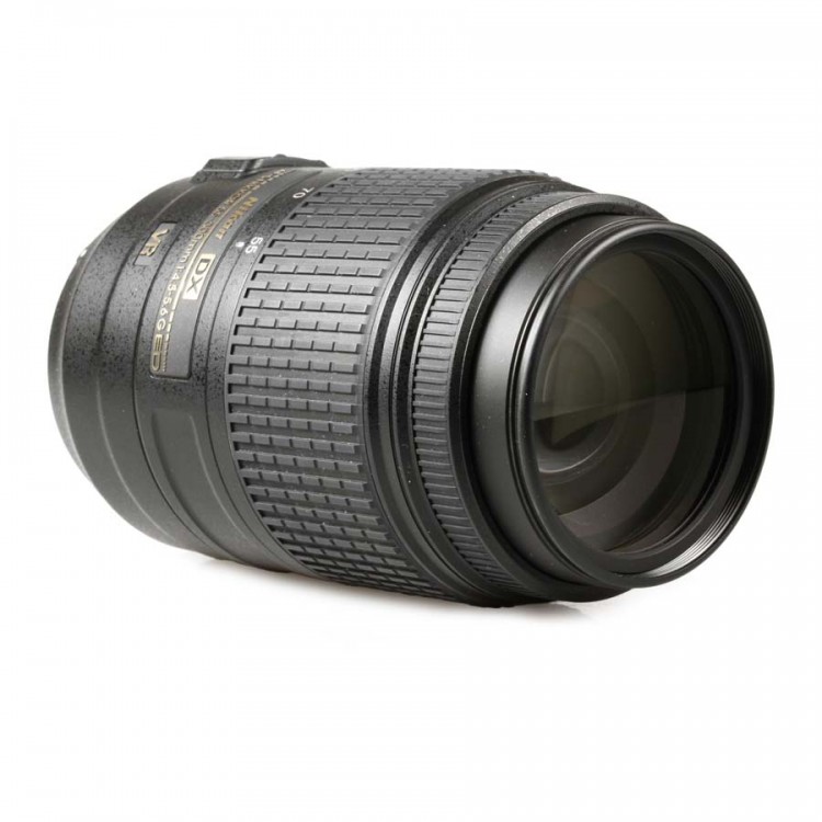 Objetiva Nikon AF-S NIKKOR 55-300mm f4.5-5.6G ED VR DX - USADA
