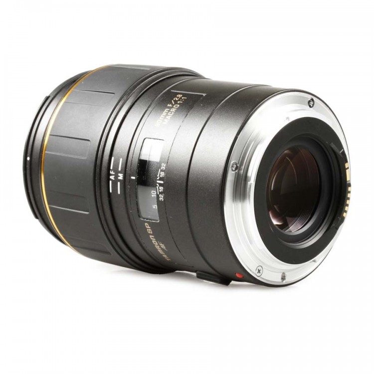 Objetiva Tamron AF 90mm f2.8 Macro SP (Canon EF) - USADA