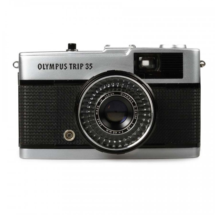 Câmera analógica compacta 35mm Olympus TRIP 35 (com caixa e estojo originais + flash) - USADA