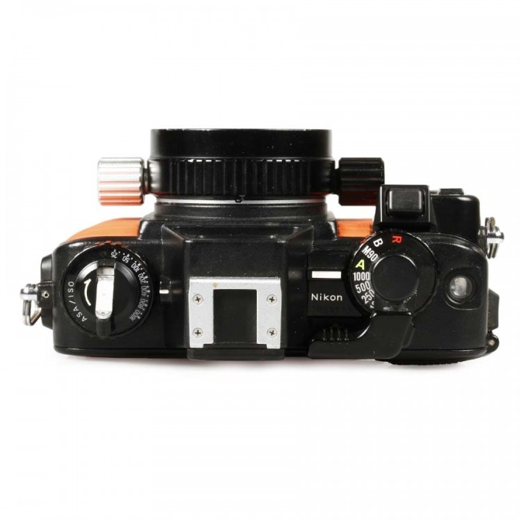 Câmera analógica 35mm Nikon Nikonos-V com lente 35mm f2.5 - USADOS
