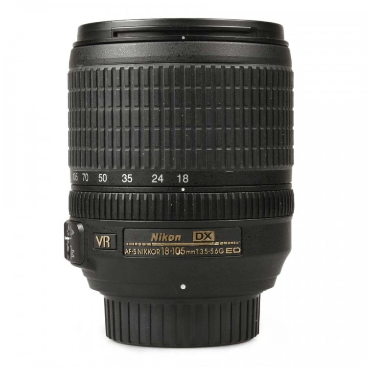 Objetiva Nikon AF-S NIKKOR 18-105mm f3.5-5.6G ED VR DX - USADA