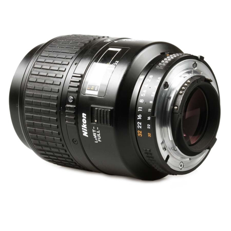 Objetiva Nikon AF NIKKOR 105mm f2.8D MICRO - USADO