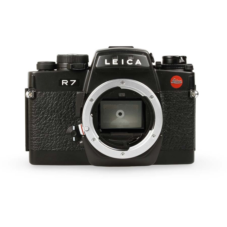 Câmera analógica 35mm Leica R7 - USADO