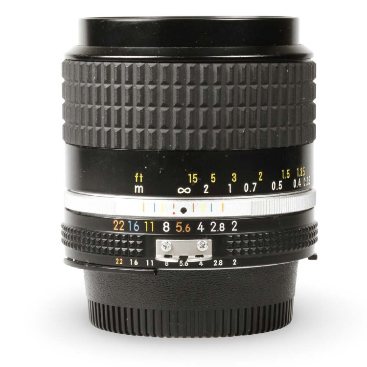 Objetiva Nikon AI-S NIKKOR 28mm f2 - USADO