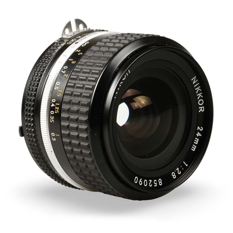 Objetiva Nikon AI-S NIKKOR 24mm f2.8 - USADO