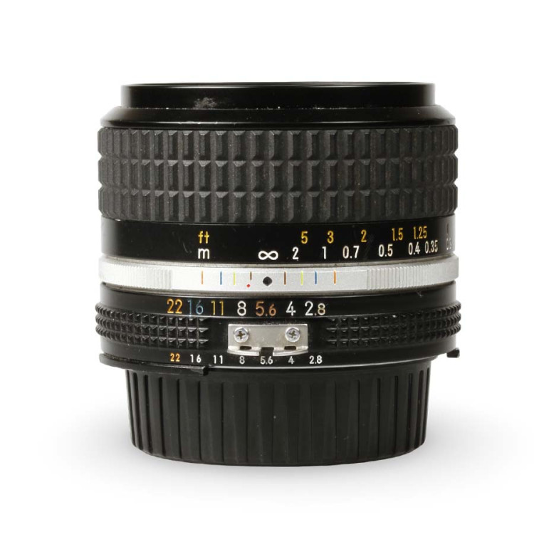 Objetiva Nikon AI-S NIKKOR 24mm f2.8 - USADO