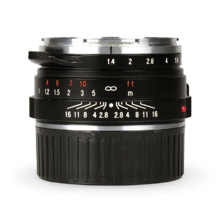 Objetiva Voigtländer Nokton Classic 40mm f1.4 MC (Leica M) - USADO