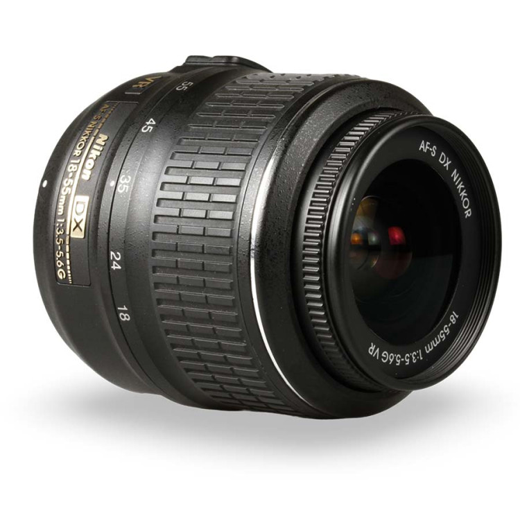 Objetiva Nikon AF-S NIKKOR 18-55mm f3.5-5.6G VR DX - USADO