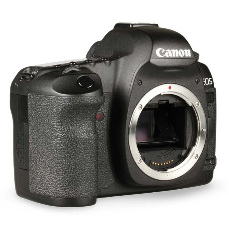 Câmera DSLR Canon EOS 5D Mark II - USADO (23.512 disparos)