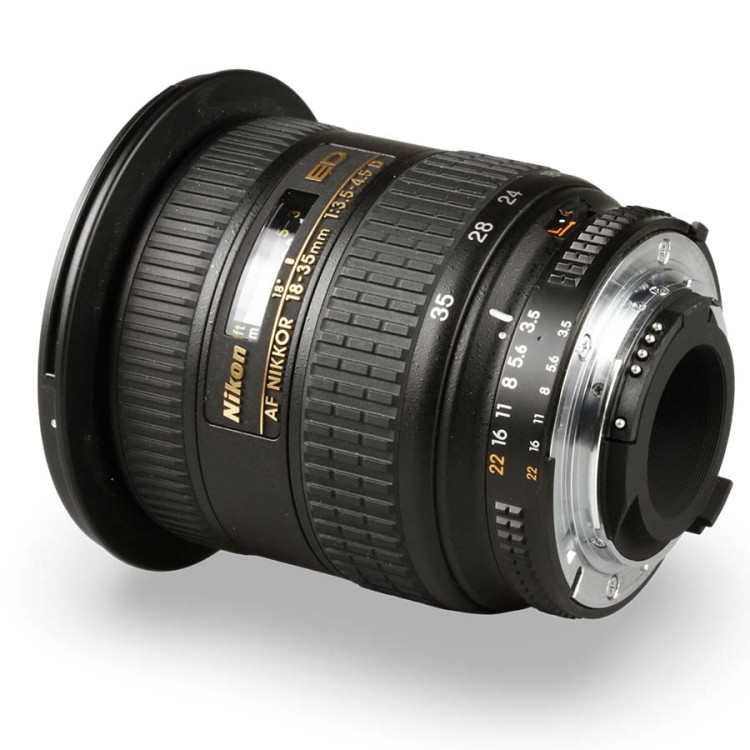 Objetiva Nikon AF NIKKOR 18-35mm f3.5-4.5D ED - USADO