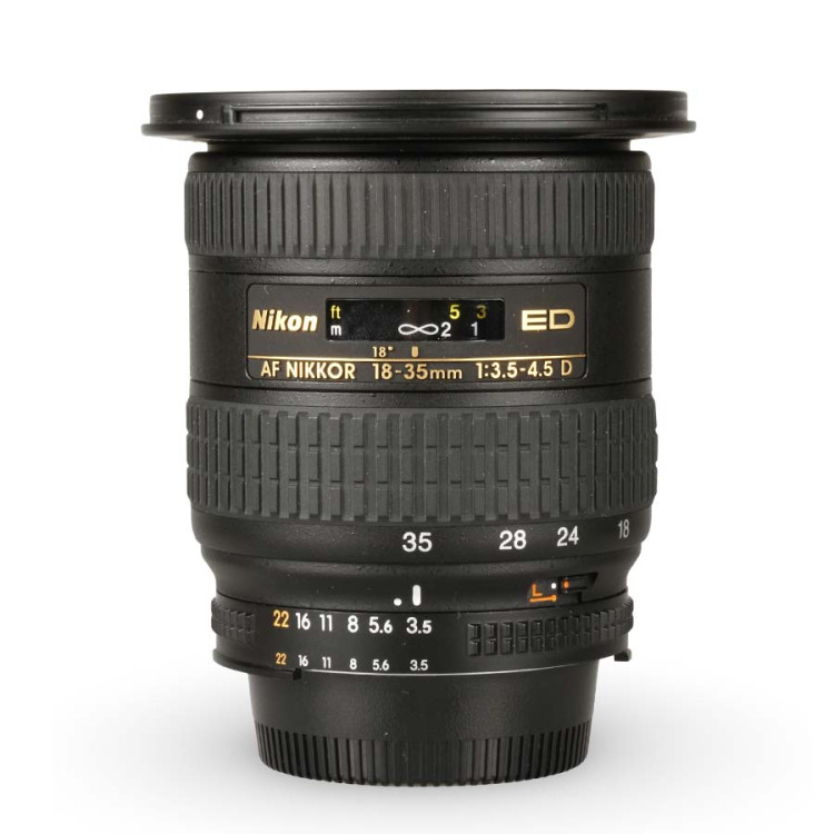 Objetiva Nikon AF NIKKOR 18-35mm f3.5-4.5D ED - USADO