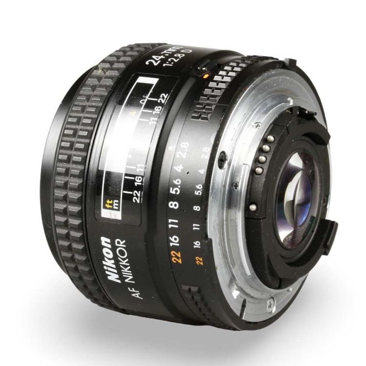 Objetiva Nikon AF NIKKOR 24mm f2.8D - USADO