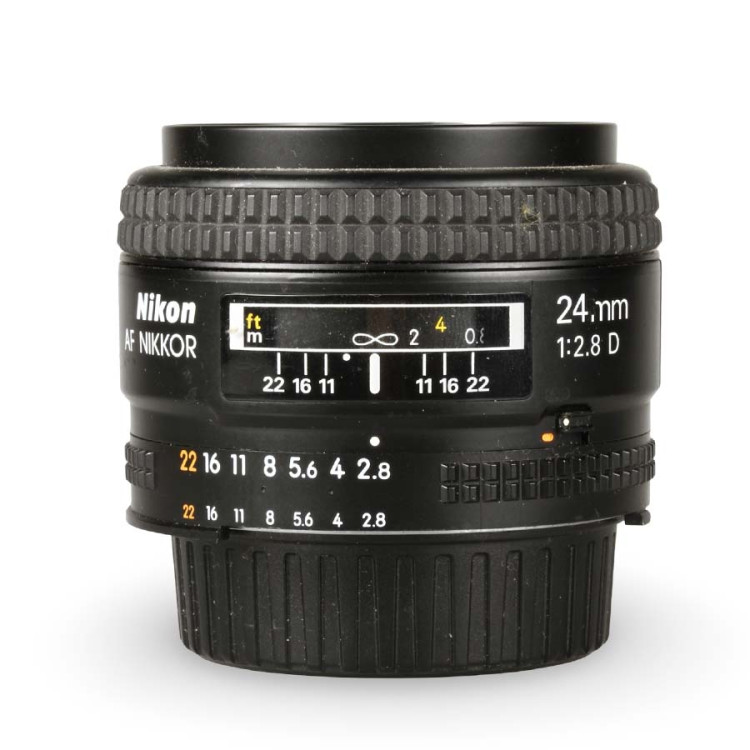 Objetiva Nikon AF NIKKOR 24mm f2.8D - USADO
