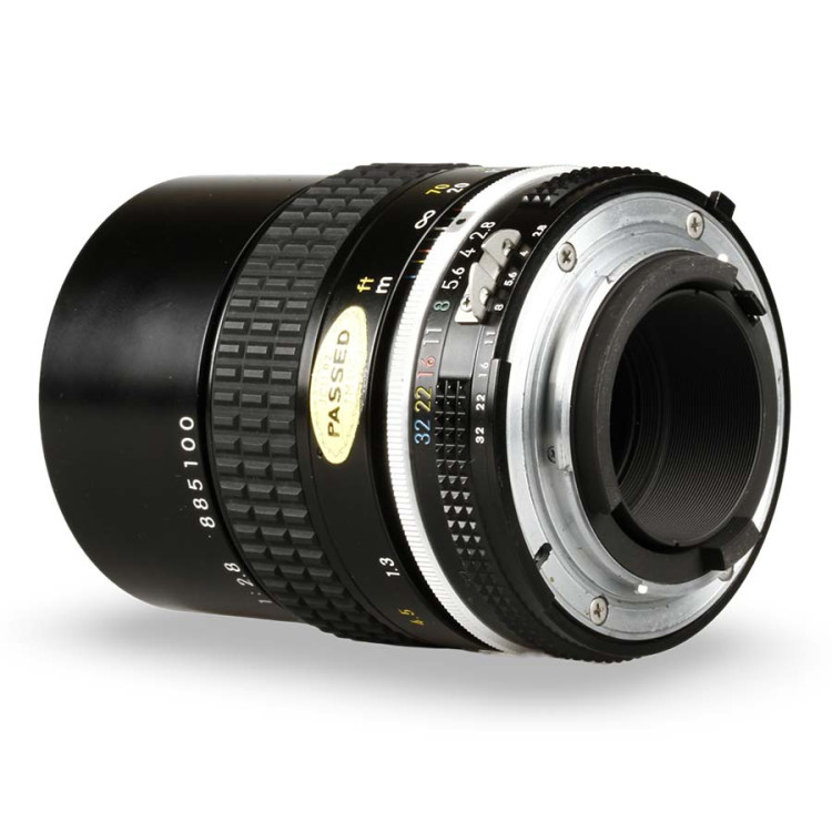 Objetiva Nikon AI NIKKOR 135mm f2.8 - USADO