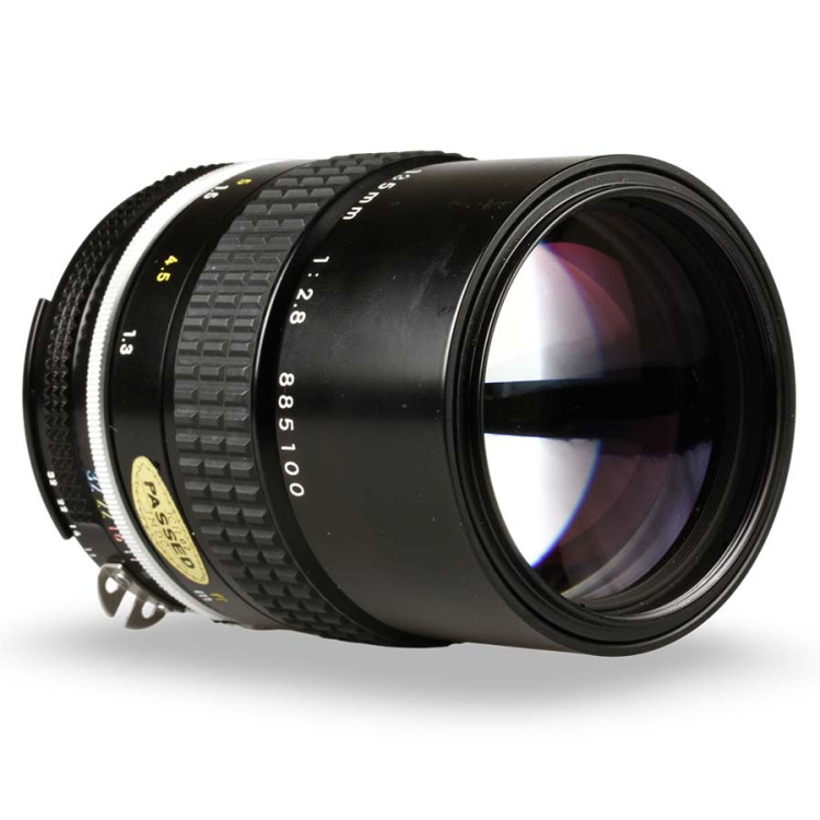Objetiva Nikon AI NIKKOR 135mm f2.8 - USADO