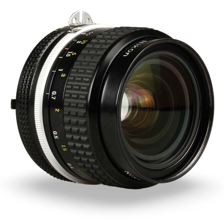 Objetiva Nikon AI NIKKOR 24mm f2 - USADO