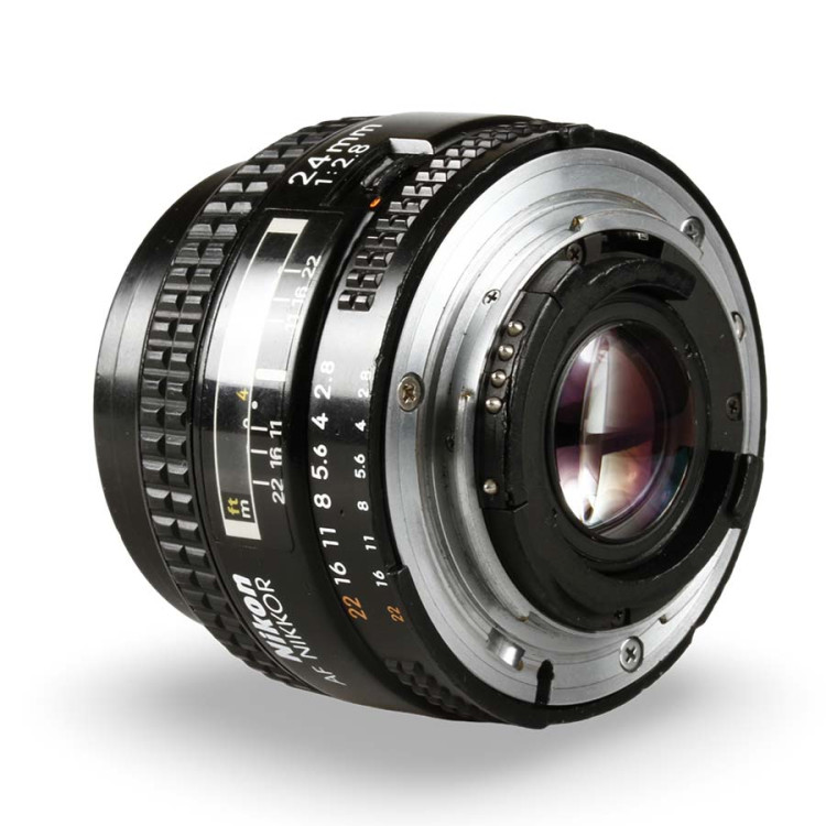 Objetiva Nikon AF NIKKOR 24mm f2.8 - USADO