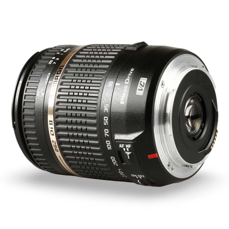 Objetiva Tamron 18-270mm f3.5-6.3 Di II VC PZD (Canon EF) - USADO