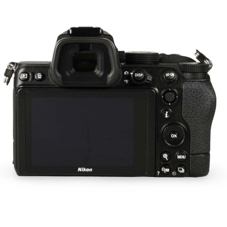 Câmera mirrorless Nikon Z5 com lente Z 24-50mm VR- USADO