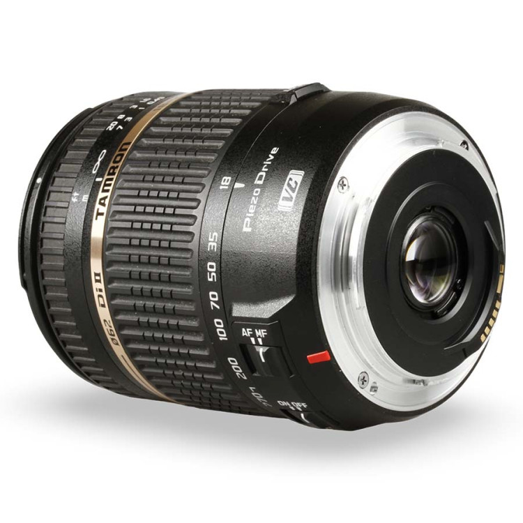Objetiva Tamron 18-270mm f3.5-6.3 Di II VC PZD (Canon EF) - USADO