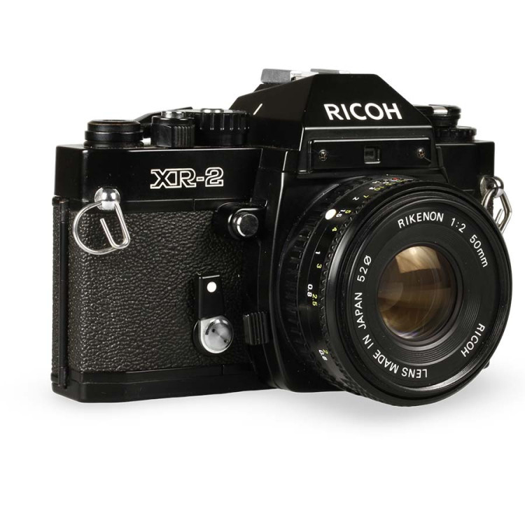 Câmera analógica Ricoh XR-2 com lente 50mm f2 - USADO
