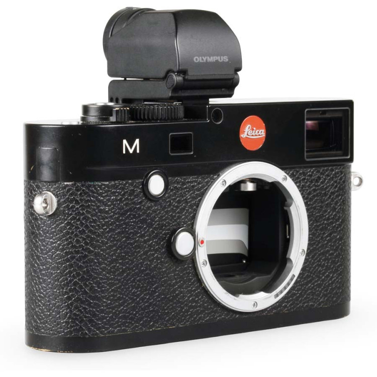 Câmera digital rangefinder Leica M (Typ 240) com visor Olympus VF-2 - USADA