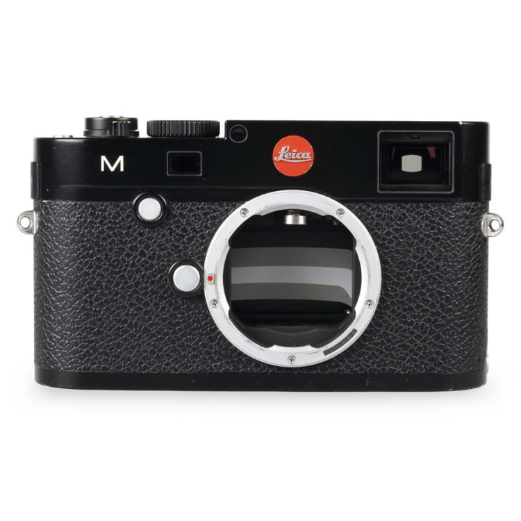 Câmera digital rangefinder Leica M (Typ 240) com visor Olympus VF-2 - USADA