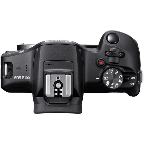 Câmera mirrorless Canon EOS R100 com RF-S 18-45mm + RF-S 55-210mm