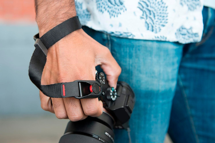 Alça de pulso Peak Design Cuff CF-BL-3 com sistema de liberação rápida (PRETO)