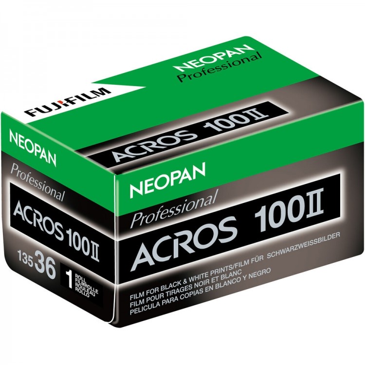 Filme fotográfico 35mm Fujifilm Neopan Acros II ISO 100 Preto e Branco 36 Poses