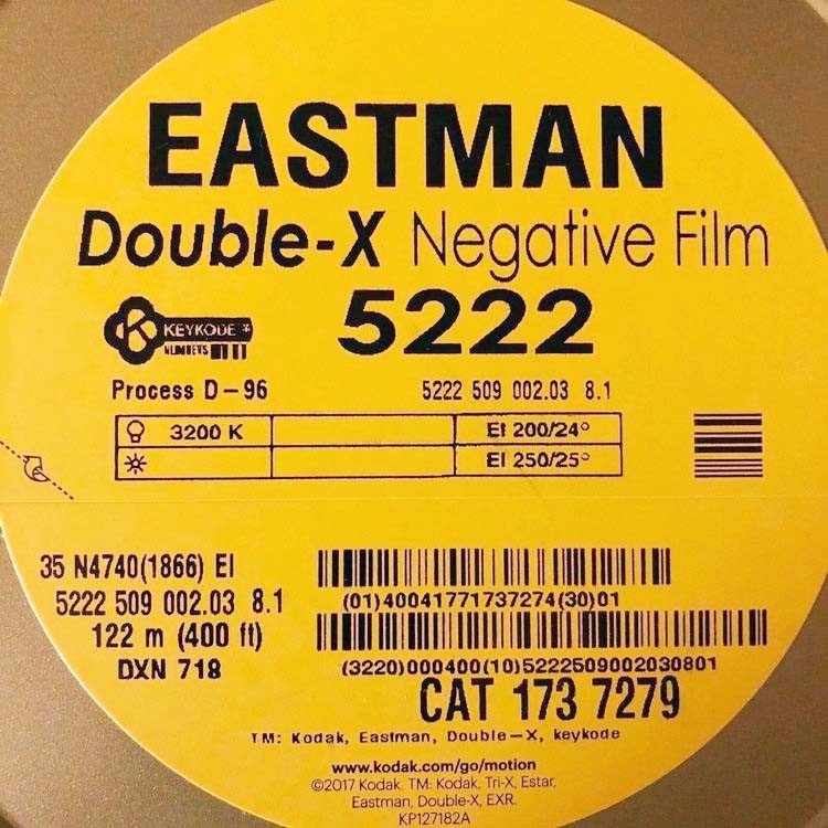 Filme fotográfico 35mm Kodak Eastman Double-X 5222 ISO 250 Preto e Branco
