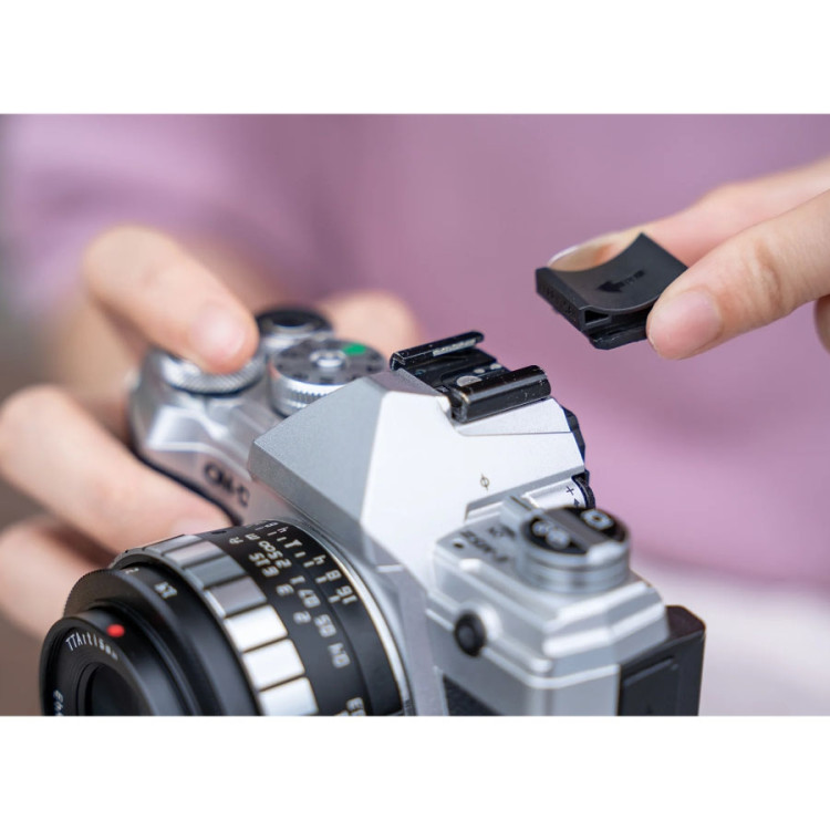 Mini iluminador de LED TTArtisan LIGHT com imã