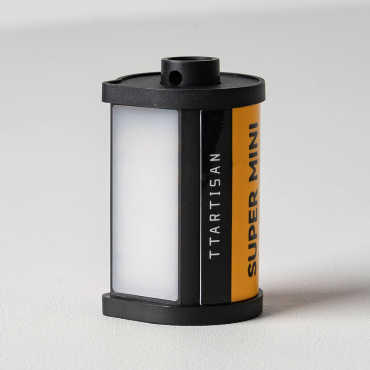 Mini iluminador de LED TTArtisan LIGHT com imã