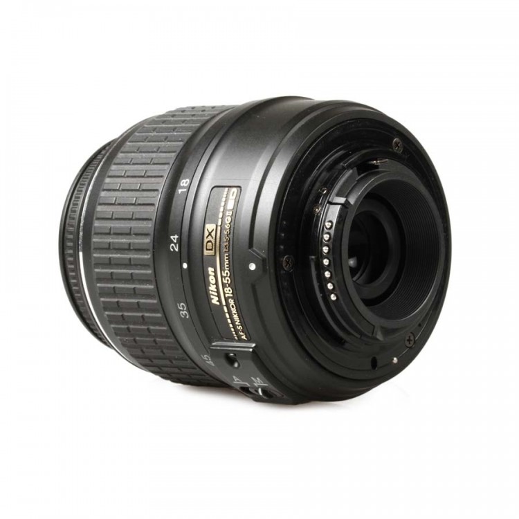 Objetiva Nikon AF-S NIKKOR 18-55mm f3.5-5.6G II ED DX - USADA