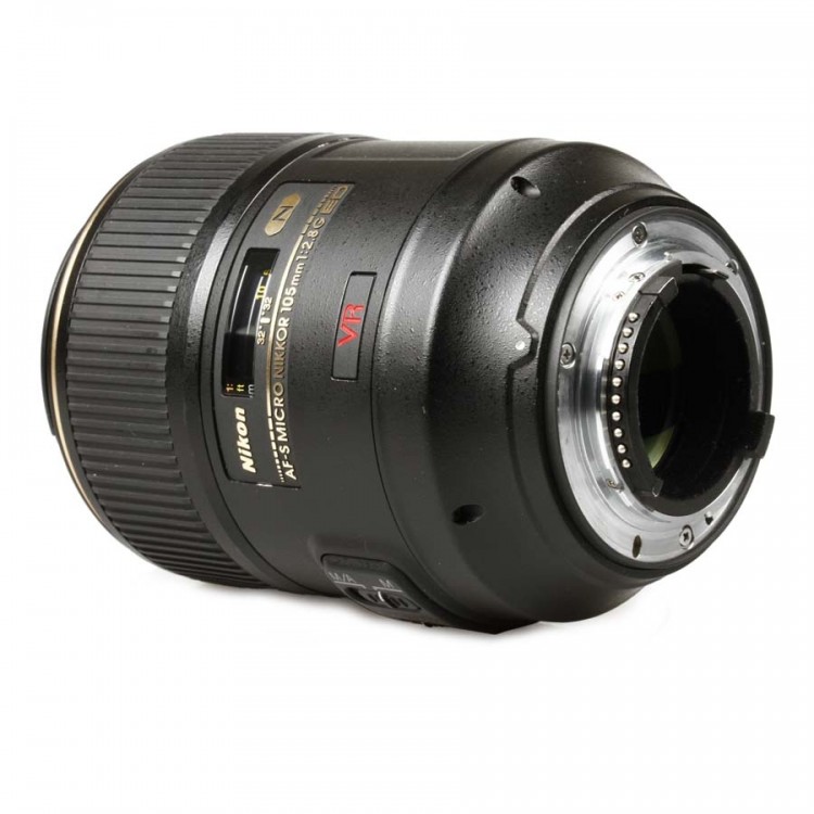 Objetiva Nikon AF-S NIKKOR 105mm f2.8G MICRO IF-ED VR - USADA