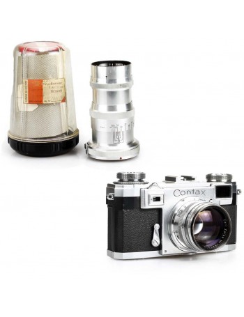 Câmera analógica compacta 35mm Contax IIa com lente 50mm f1.5 + 135mm f4 - USADA