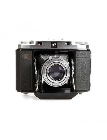 Câmera analógica médio-formato Zeiss Ikon Mess-Ikonta 524/16 com lente Novar-Anastigmat 75mm f3.5 - USADA