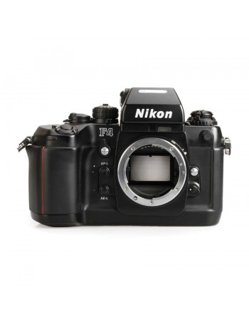 Câmera analógica 35mm Nikon F4 - USADA