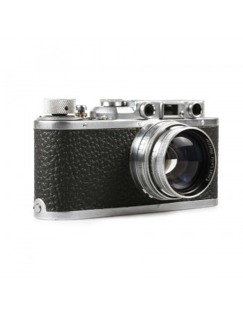 Câmera analógica 35mm Leica II com lente Summitar 50mm f2 - USADA