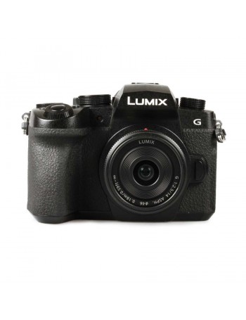 Câmera mirrorless Panasonic Lumix G95 (kit com três lentes, flash e dois adaptadores) - USADO