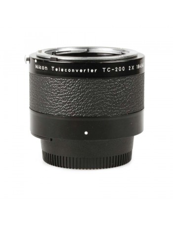 Teleconversor Nikon TC-200 2x - USADO