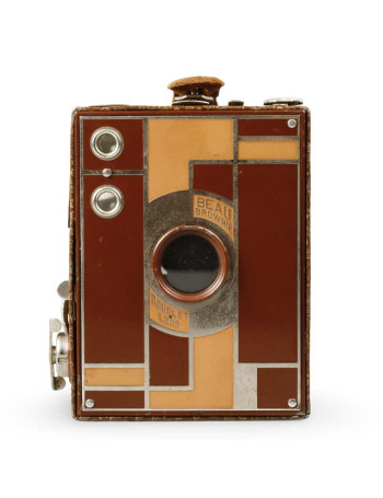 Câmera analógica Kodak Beau Brownie Nº 2 - USADO