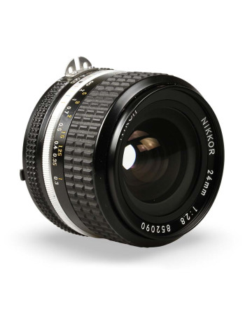 Objetiva Nikon AI-S NIKKOR 24mm f2.8 - USADO